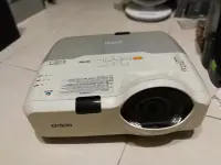 在飛比找Yahoo!奇摩拍賣優惠-拾荒者 EPSON EB-430 短焦 液晶投影機 免競標