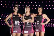 Adelaide thunderbirds netball TEAM photo, MELBOURNE VIXENS, Champions ,premiers