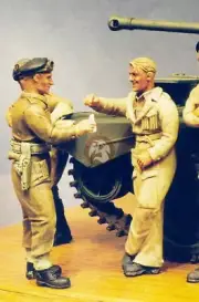 Resicast 1/35 "Have a Smoke" British Tank Crew WWII Vignette (2 Figures) 355562