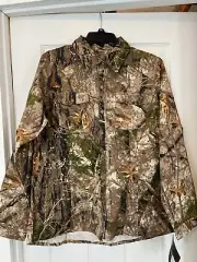 Cabelas Women’s Camouflage Long Sleeve Shirt Size XL New With Tags