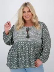 Womens Plus Size Ls Boho Top 26 SAGE (PAISLEY)