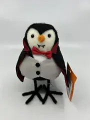 Featherly Friends Hyde & Eek Vampire The Count Fangs Cape -