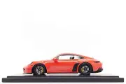 Minichamps 1:18 Porsche 911 GT3 Touring (992) in Lava Orange (Dealer Edition)
