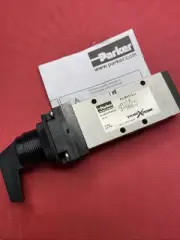 Parker Viking Xtreme P2LBX512JJ Pneumatic Control Valve