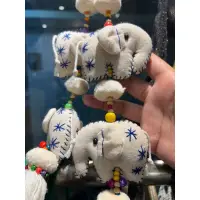 在飛比找蝦皮購物優惠-MiA 泰國帶回手工製可愛大象吊飾🐘 現貨