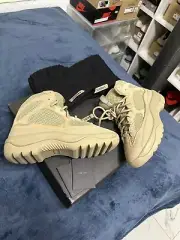 Yeezy Season 6 Desert Boot 'Taupe' Size 42 (BRAND NEW+OGALL)