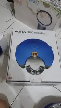 在飛比找Yahoo!奇摩拍賣優惠-尾牙 2手戴森 Dyson 360 eye  掃地機器人 最