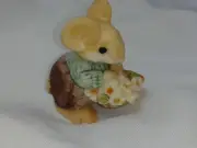 Little Cheesers with Flower and Bread Basket Item # 05109