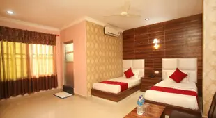 OYO 366 Hotel Anmol