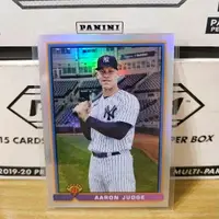 在飛比找蝦皮購物優惠-Topps Aaron Judge 閃亮 MLB 棒球卡 球