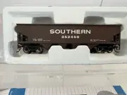 Bachmann Silver Series HO SOUTHERN 40’ QUAD HOPPER