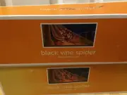 Lot 2 HALLOWEEN BLACK METAL & VINE SPIDERS LIGHTS UP HAunted decor PROPS