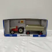1/16 Scale Ertl Ford 8N Tractor w/Wagon #37173