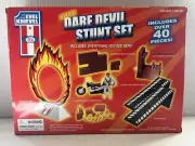 Evel Knievel DELUXE Daredevil Stunt Set 2005 Brand New