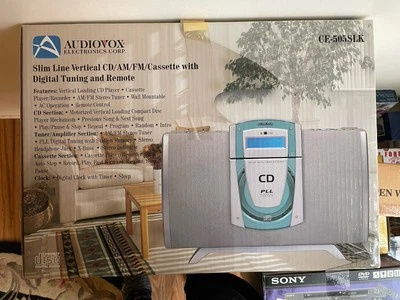 Vintage AUDIOVOX PORTABLE CD SYSTEM RADIO CASSETTE PLAYER MODEL CE-500SLK New