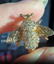 Elegant Honeybee Shape D/VVS Teaster Passing Moissanite Brooch Pin Real 925 SS