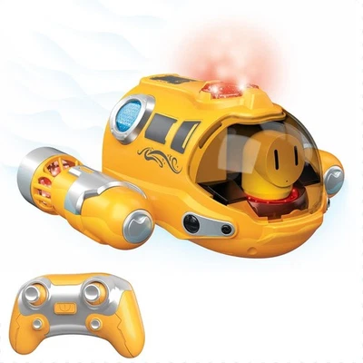 RC Boats for Kids Pool Toys Remote Control Boat for Kids with Spray and Lights