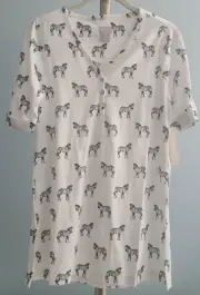 NEW CHICOS Size 00 Women's ZEBRA T-SHIRT PULLOVER Sort Sleeve White XS NWT