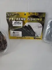 NIB Extreme Fishing Profesional Lure 2 Storage Boxes / 3 Different Lures