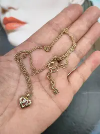 在飛比找Yahoo!奇摩拍賣優惠-法國NINA RICCI/蓮娜麗姿品牌金色項鍊    耳夾