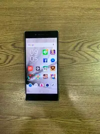 在飛比找Yahoo!奇摩拍賣優惠-SONY Xperia Z5 Premium (E6853)