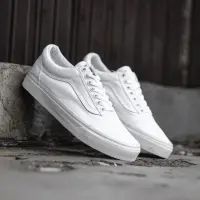 在飛比找蝦皮購物優惠-范斯 Vans OLD SKOOL 全白高品質高級運動鞋男女