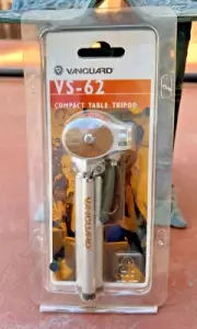 VANGUARD VS 62 COMPACT TABLE TOP TRIPOD, NEW NR!