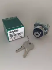 INDUSTRIAL ALTECH SELECTOR SWITCH OPERATOR KEY LEVER 2 POS MAINTD 22 MM 2AK2-01