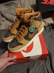 Size 9 - Nike Dunk Premium High Dark Curry