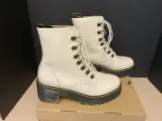 New! Womens Dr. Martens Leona Platform Bone Mollis Temperley Quad Boots. Size 9.