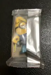NEW sealed pkg Despicable Me MINION Hanging Toy General Mills Back Pack Pull