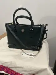 NWT Tory Burch Robinson Small Multi Tote in Green with Dust Bag