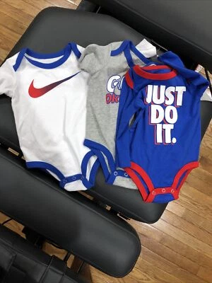 Baby Nike 3-Pack Long Sleeve Cotton One-Piece Bodysuit 100% Cotton 9 month
