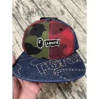 在飛比找蝦皮購物優惠-全新 Bape x Levi’s 棒球帽 multicolo