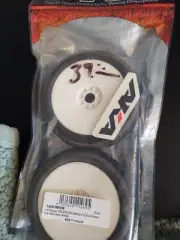 AKA GRIDIRON 1:8 Buggy Medium Evo Wheel Pre Mounted 2pc. White 14003MRW