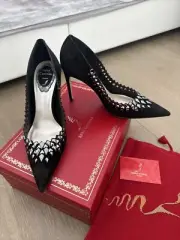 RENE' CAOVILLA Silene Crystal Embellished Laser-Cut Suede Pumps Black Size 36