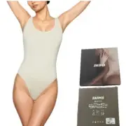 SKIMS Essential Scoop Neck Bodysuit Agave Womens XXS/XS
