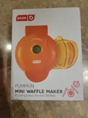 Pumpkin Shaped Mini Waffle Maker 4" Nonstick 350 Watts New!