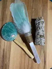 Smudge Kit Selenite Feather Pagan,White sage, smudging Witch Reiki healing Gaia