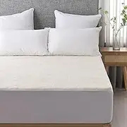 Dreamaker Australian Wool Fleece Mattress Underlay, 300GSM Tempreture Regulating All Season Wool Pile Topper, Fully Fitted Extra Deep Skirt, Purafresh Treated for Anti-Bacterial Protection - Queen Bed