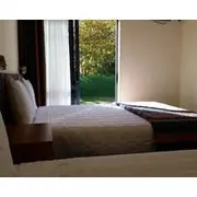 The Peaks Motor Inn