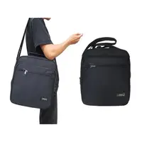 在飛比找PChome24h購物優惠-斜背包大容量主袋+外袋共三層高單數彈道防水尼龍布台灣製造YK