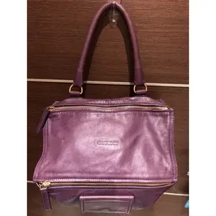 正品Givenchy Pandora Bag Leather Medium Purple包