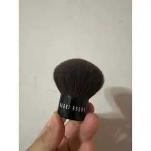 Bobbi brown 攜帶式勻臉刷