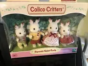Calico Critters- Hopscotch Rabbit Family- Poseable NIB