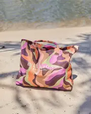 [Billabong] Billabong Women's Surf Swirlin Tides Beach Bag One Size Multicolor