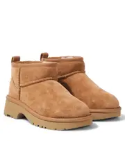 [UGG Kids] UGG Kids Classic Ultra Mini New Heights suede boots UK 13 black