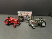 2 ERTL 1/87 Scale IH International 1256 Subscriber Exclusive Tractor-Rare Silver