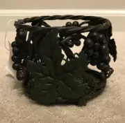 Pacific Rim 3" x 4" Metal Wine Holder Grape Leaves