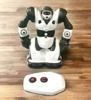 WowWee Robosapien RC Mini Edition Remote Control Robot in box